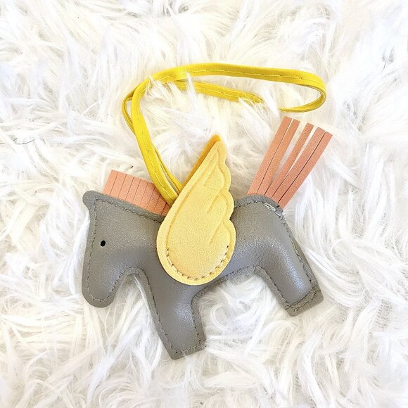 Gray Pegasus Bag Charm or Keychain - Picture 2 of 3